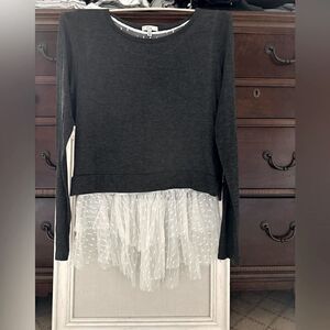 Clu charcoal long sleeve t shirt with lace bottom M